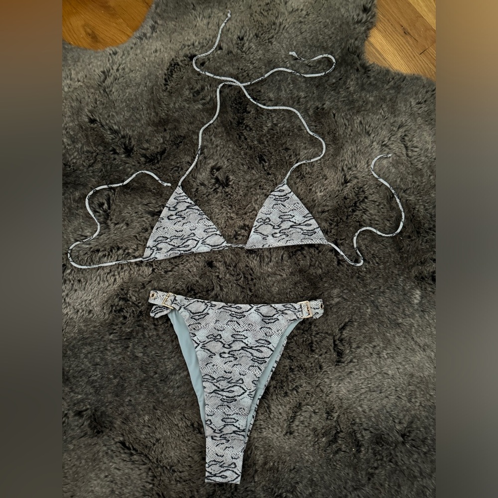 Meshki- High Rise Bikini Set